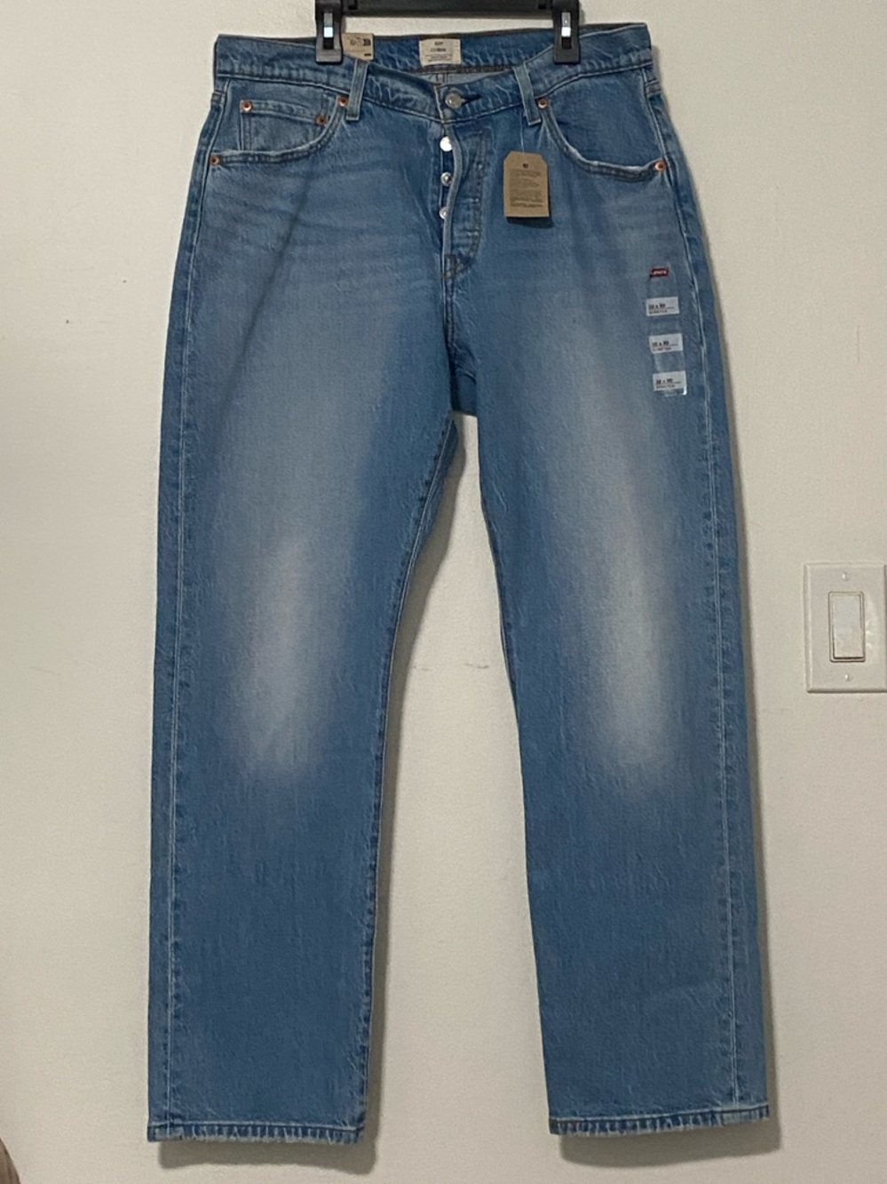 Levi’s 501 Curve light Blue Straight-Leg Jeans NWT! 32/30